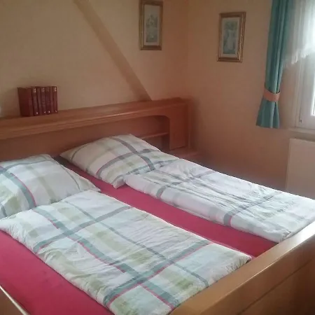 Familienurlaub In Ostfriesland Für Max 7 Pers In 2 Wohnungen, Auch Einzeln * Utarp